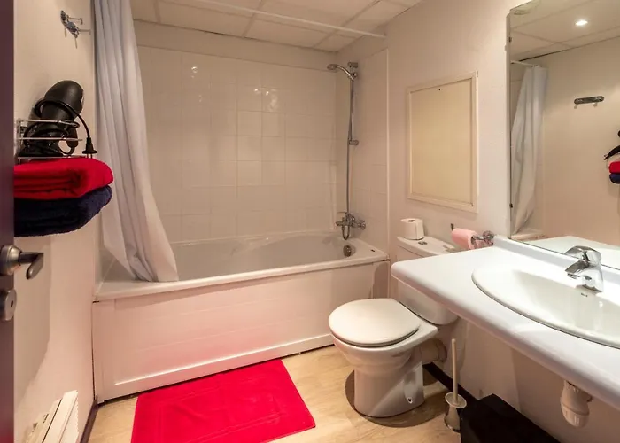 Family Saint Vincent 4 Pers Gare Wifi 公寓 *